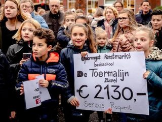 Cheque parade: wat een mooie bedragen voor 3FM Serious Request