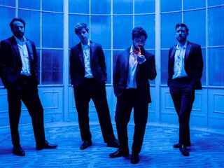 Foals brengt nieuwe single 'On The Luna' uit