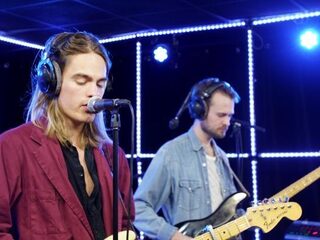 Van Common wilde gitaar leren spelen door TMF