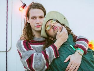 Feng Suave deelt hun 30 favoriete tracks in een toffe playlist