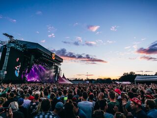 Kijkvoer: er komen 50 iconische Pinkpop-shows op TV