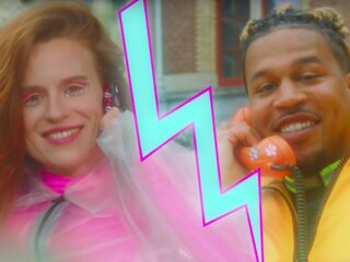 MEROL boeit het allemaal 'Geen Reet'
