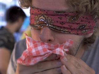 "We kunnen dronken de wereld redden met z'n allen!"