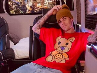 Justin Bieber deelt emotioneel bericht over de impact van kindster zijn