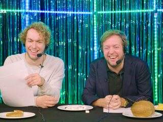 Mark+Rámon reageren op collega's Frank en Eva in Expeditie Robinson