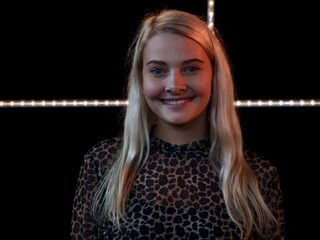 Chaya (19) is bi en vindt een label wel fijn