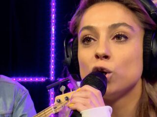 Kijk terug: Nona doet 'Addicted' in de 3FM Live Box