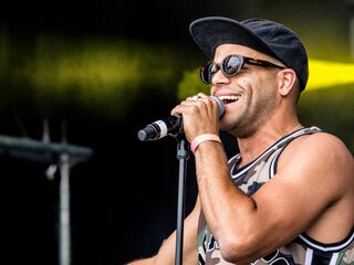 Rapper Sef beëindigt stilte met nieuwe muziek