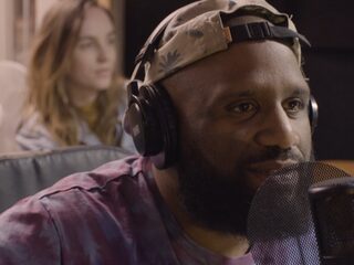 AI Songfestival: Dit is de nieuwe songfestivalhit van Willie Wartaal