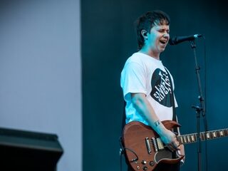 Nothing But Thieves covert 'In My Blood' van Shawn Mendes