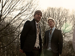 Serious Talent Live met EON