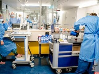 Psycholoog over covid-afdeling: 'Veel verpleegkundigen zitten op het randje van een burn-out'