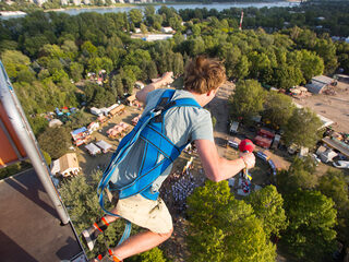 De bungeejump van Wijnand. Dit wil je horen...