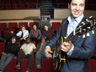 Kaartjes Eli 'Paperboy' Reed!