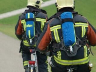 Spinning = winning. De politie en brandweer nemen het tegen elkaar op