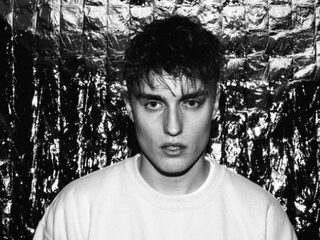Sam Fender maakt debuut in de Mega Top 50