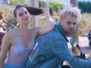 Sofi Tukker neemt bont gezelschap mee de Mega Top 50 in
