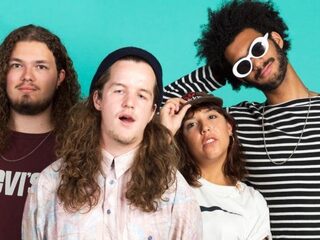 TAPE TOY: "Het voelt alsof we verkering met elkaar hebben."