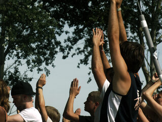 Lowlands ontwaakt: Tai Chi op zaterdagochtend