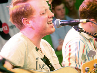 Two Door Cinema Club op Lowlands