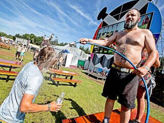 WAAR IS DAT WATER? HIER IS DAT WATER!