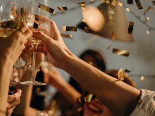 Drie scholieren over hun examenjaar in coronatijden: 'Als ik mijn galajurk zie moet ik huilen'