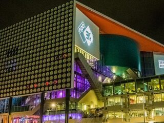 Kijk alle tv-uitzendingen van 3FM Serious Request: Lifeline terug