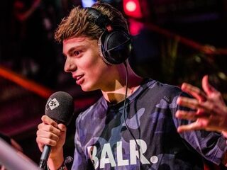 De 15-jarige dj Pieter Gabriël opent het Eurovisie Songfestival