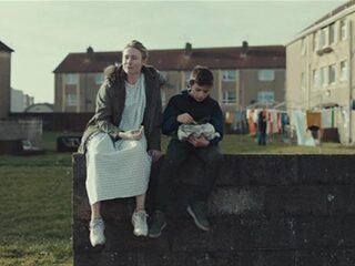 Check hier de emotionele nieuwe clip van Mumford & Sons