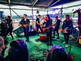 Kijk terug: The Overslept in de 3FM Hangout op Pinkpop
