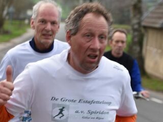 Help deze hardloopvereniging door hun 300 km estafette