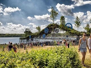 Win twee tickets voor Down The Rabbit Hole