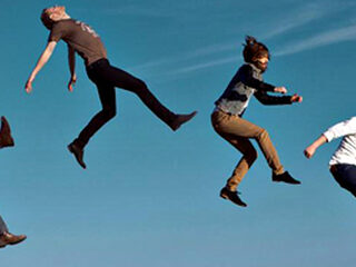 Imagine Dragons – 'Radioactive'