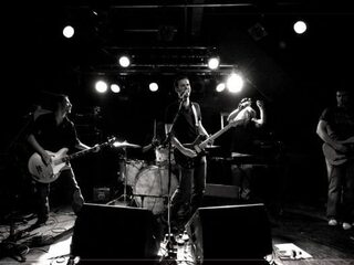 Het allereerste optreden van De Staat