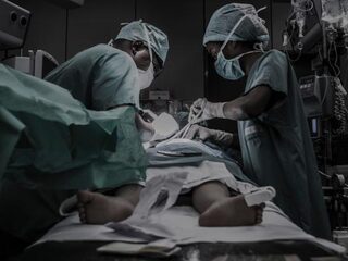 Muziek heelt écht: het helpt bij angst en pijn tijdens operaties