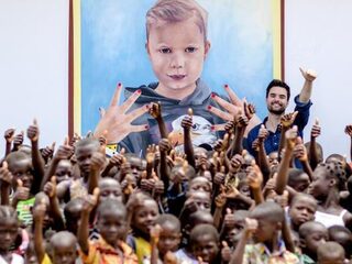 Langba kliniek in Ivoorkust heropend en opgedragen aan Tijn