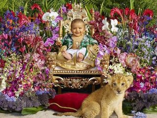 Heb je de gouden troon van DJ Khaleds zoon al gezien?