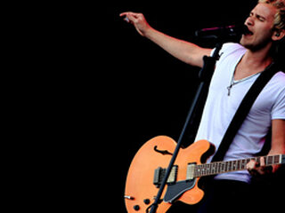 Lifehouse ft. Natasha Bedingfield - 'Between The Raindrops'