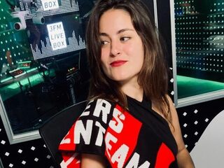 Lorrèn speelt 'Fool for the Night' in de 3FM Live Box