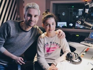 Meyza (10) is baas voor een dag bij de ochtendshow