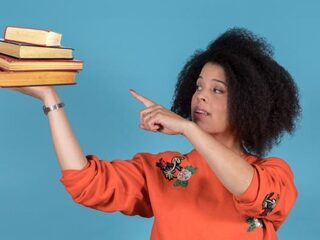 Niks te lezen? Check deze muzikale leestips van onze dj's