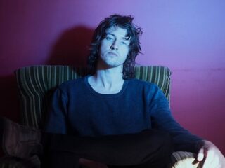 Dean Lewis maakt zijn debuut in de Mega Top 50