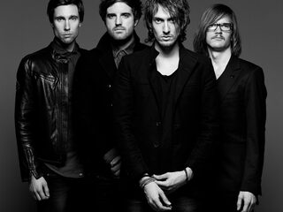 Beluister de Kensington Artiesten Special