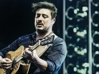 Mumford & Sons coveren Ariana Grandes 'Breathin'