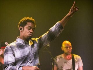 Zijn nieuwe album Lichthuis was voor Typhoon zijn zoektocht naar geluk