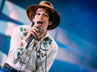 'If You're Too Shy (Let Me Know)' van The 1975 is 3FM Megahit