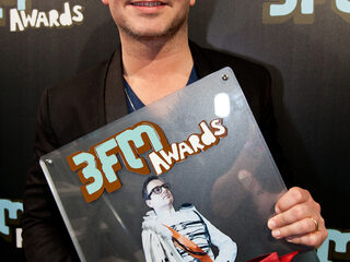 Guus Meeuwis wint de 3FM Award voor Beste Zanger
