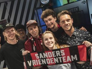 BEAUX doet 'Times (Ooh Ooh)' in de 3FM Live Box