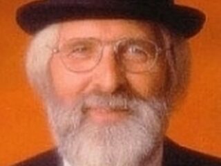 Astrid 'gesmurft' door Vader Abraham?