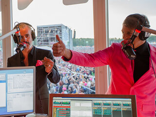 Triggerfinger bespeelt de Pinkpopweide